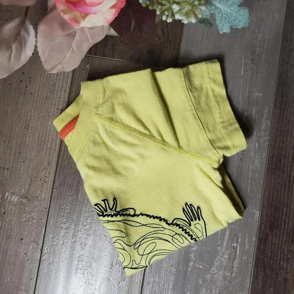 Cat & Jack Yellow Toddler Boy V-Neck Lizard King T-Shirt Size 3T NWOT - Picture 7 of 11